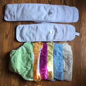 6 BumGenius pocket style diapers with inserts